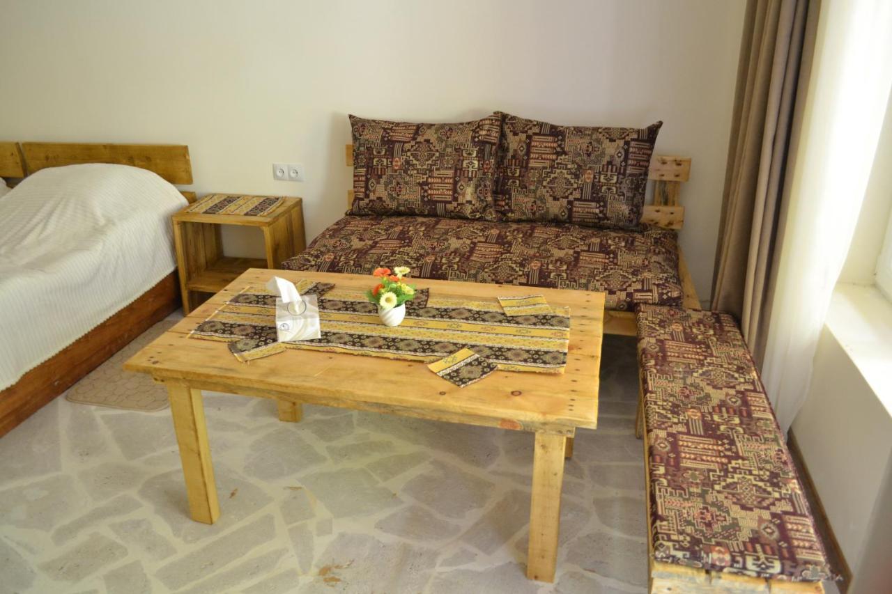Bjnihouse, guest house Extérieur photo