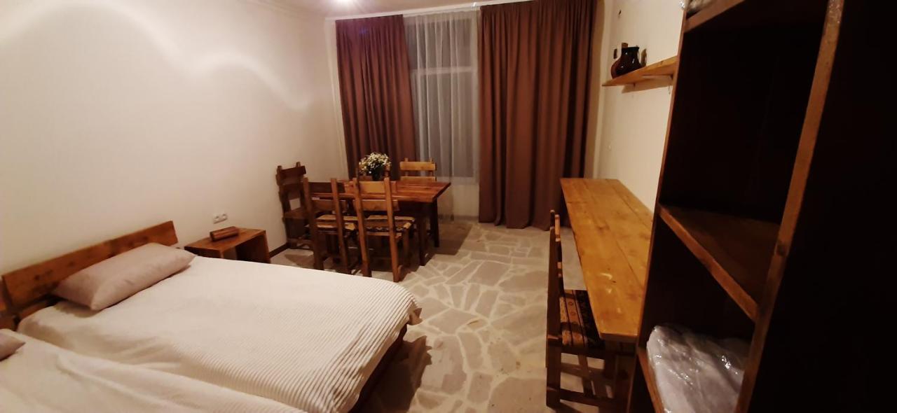 Bjnihouse, guest house Extérieur photo