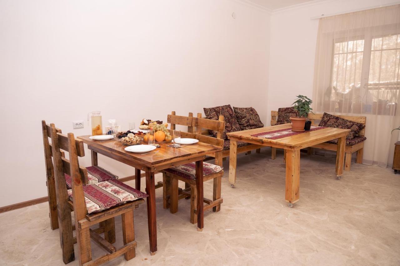 Bjnihouse, guest house Extérieur photo
